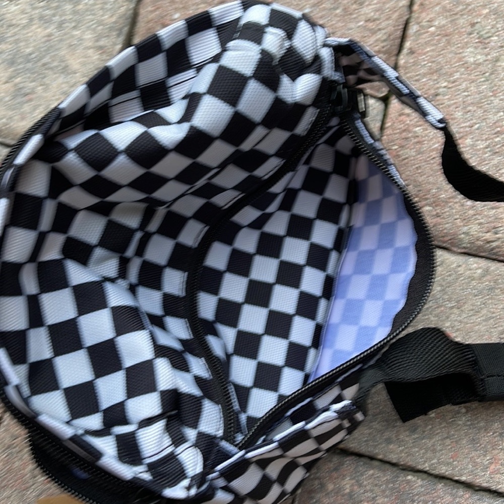 Brand new Authentic VANS Uni-Pak Checkered Unisex VN0A3WKDP2T  NWT
Fanny pack - Picture 15 of 16